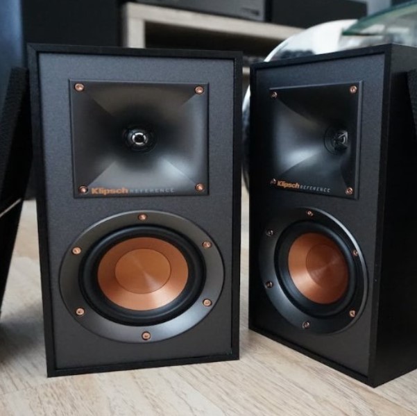 Klipsch R-41M Bookshelf Speakers